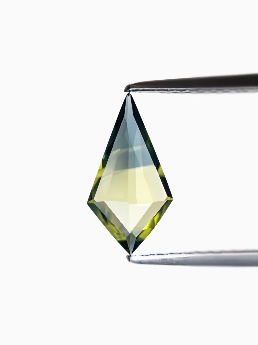 0.76CT Natural Sapphire Kite Inventory SKU SAKITEN-04