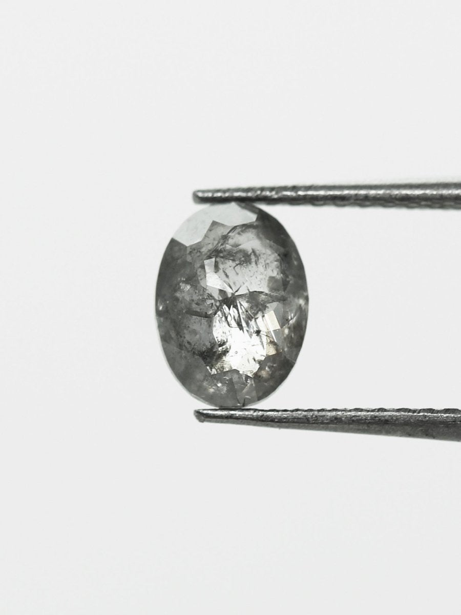 1,05 CT Salz- und Pfeffer-Oval-Inventar SKU SPOVALU-02