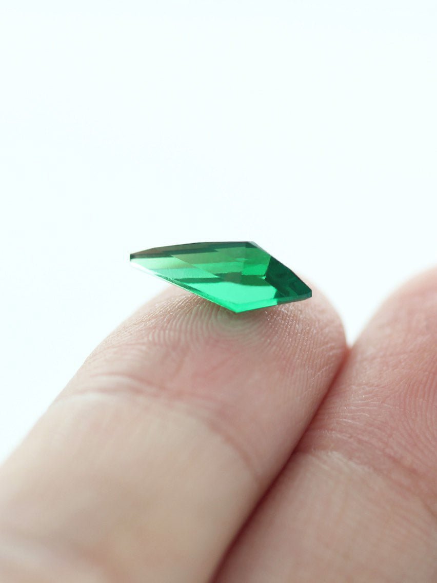 1,18 CT Smaragd-Inventar SKU EMKITEL-06