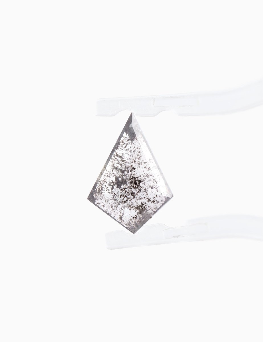 1.26CT Salt and Pepper Kite Inventory SKU SPKITEN - 21 - HIDDENSPACE