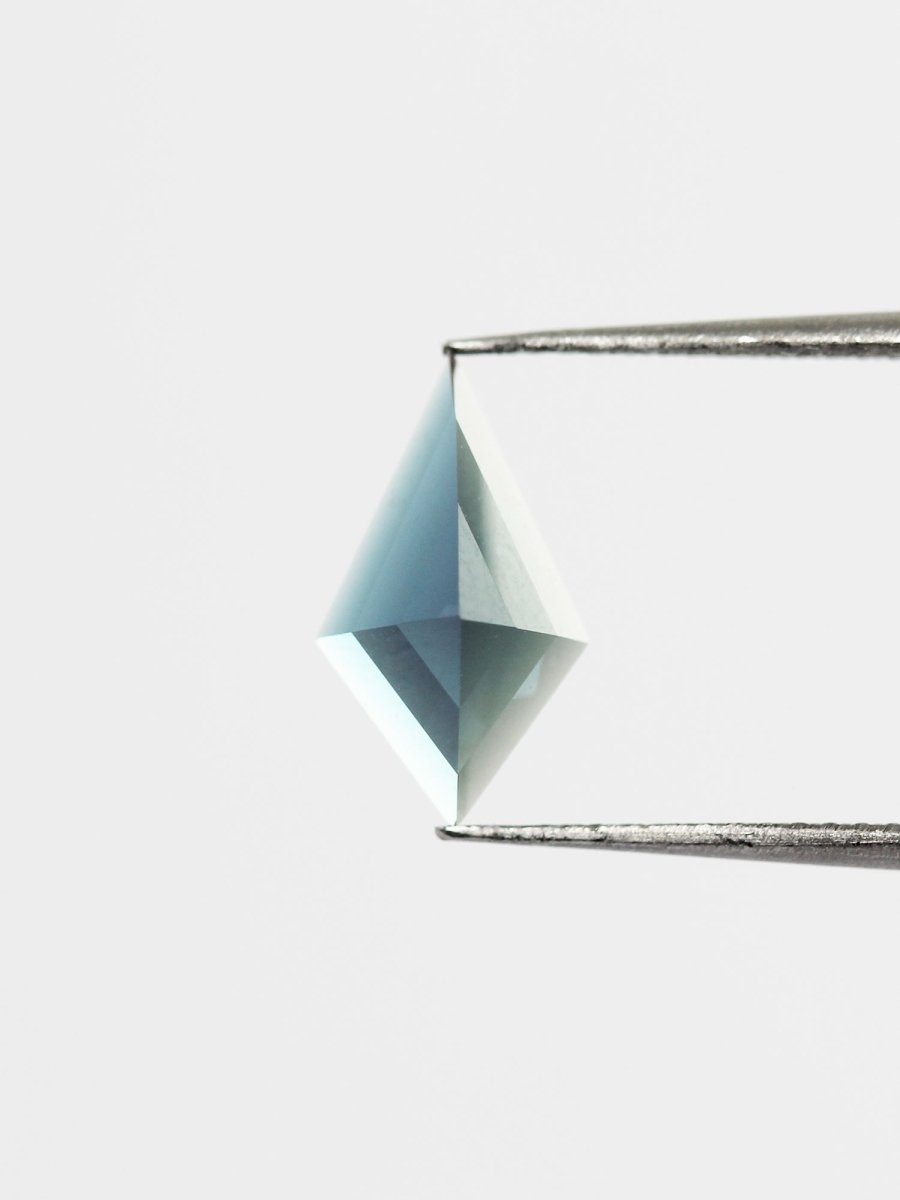 1.39CT Alexandrite Inventory SKU AXKITE-09