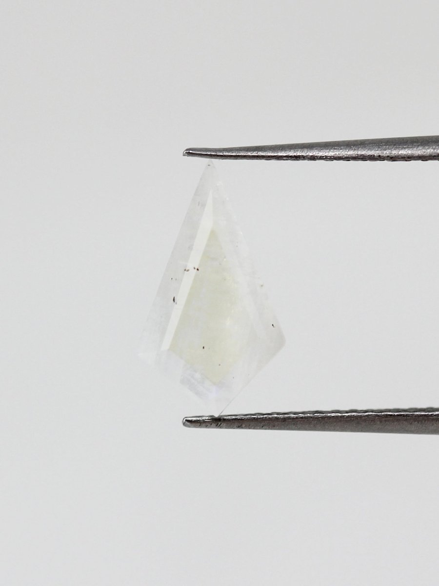 1.58CT White Moonstone Inventory SKU MNKITE-01