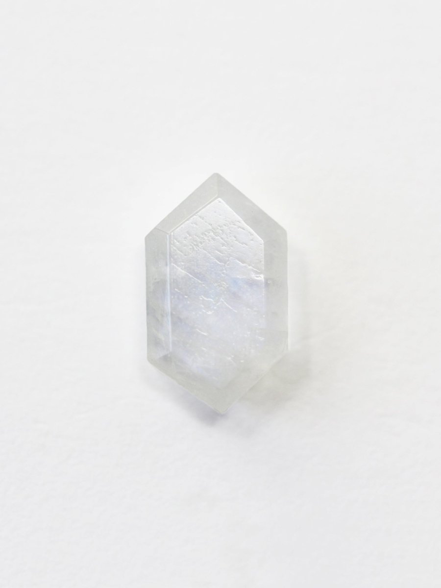 1.61CT White Moonstone Inventory SKU MNHEX-03