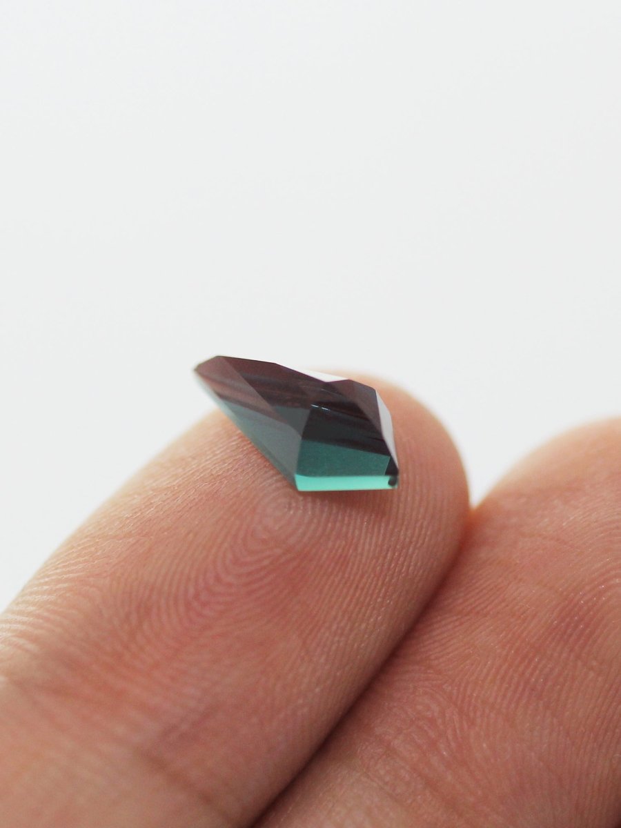 1.68CT Alexandrite Inventaire SKU AXKITE-04