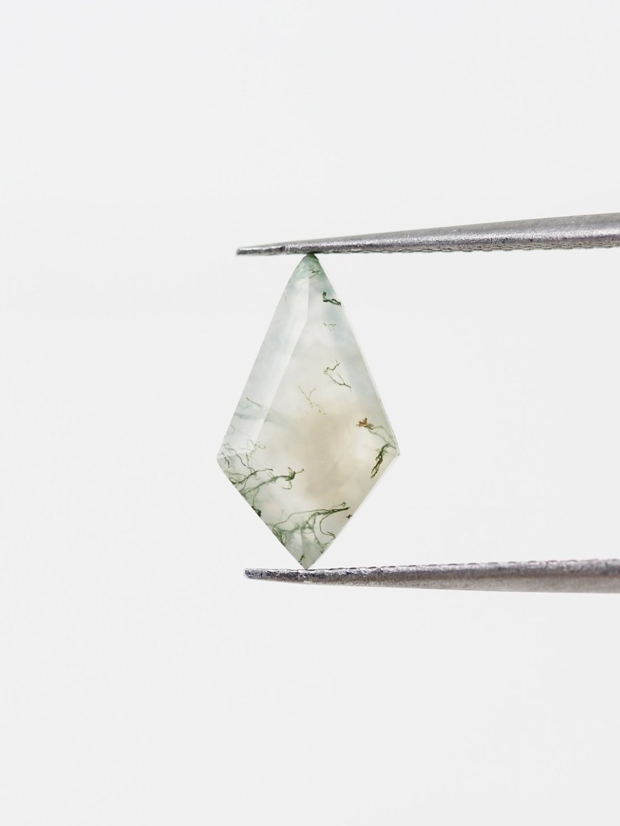 1.73CT Moss Agate Inventory SKU MAKITE-05