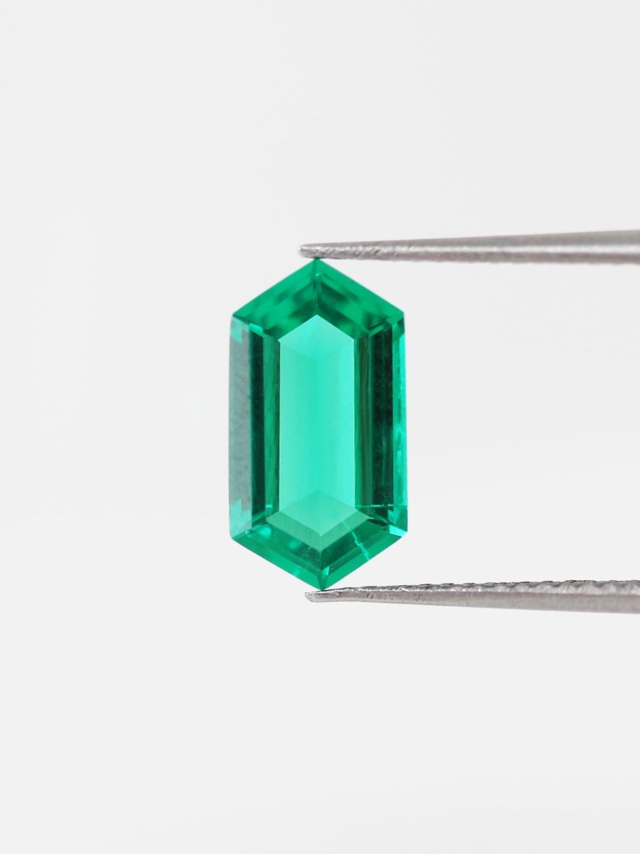 Inventaire d'émeraude 1,88 CT SKU EMHEXL-02
