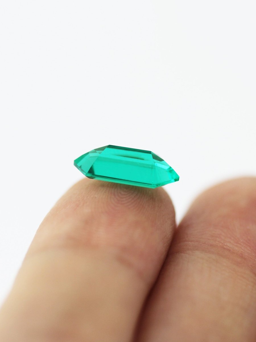 1,88 CT Smaragd-Inventar SKU EMHEXL-02