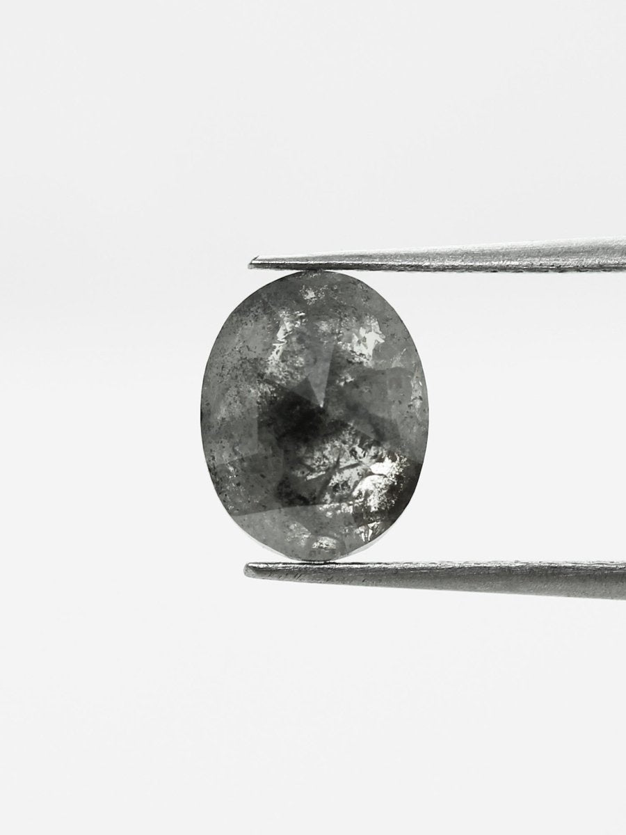 1,92 CT Salz- und Pfeffer-Oval-Inventar SKU SPOVALU-03