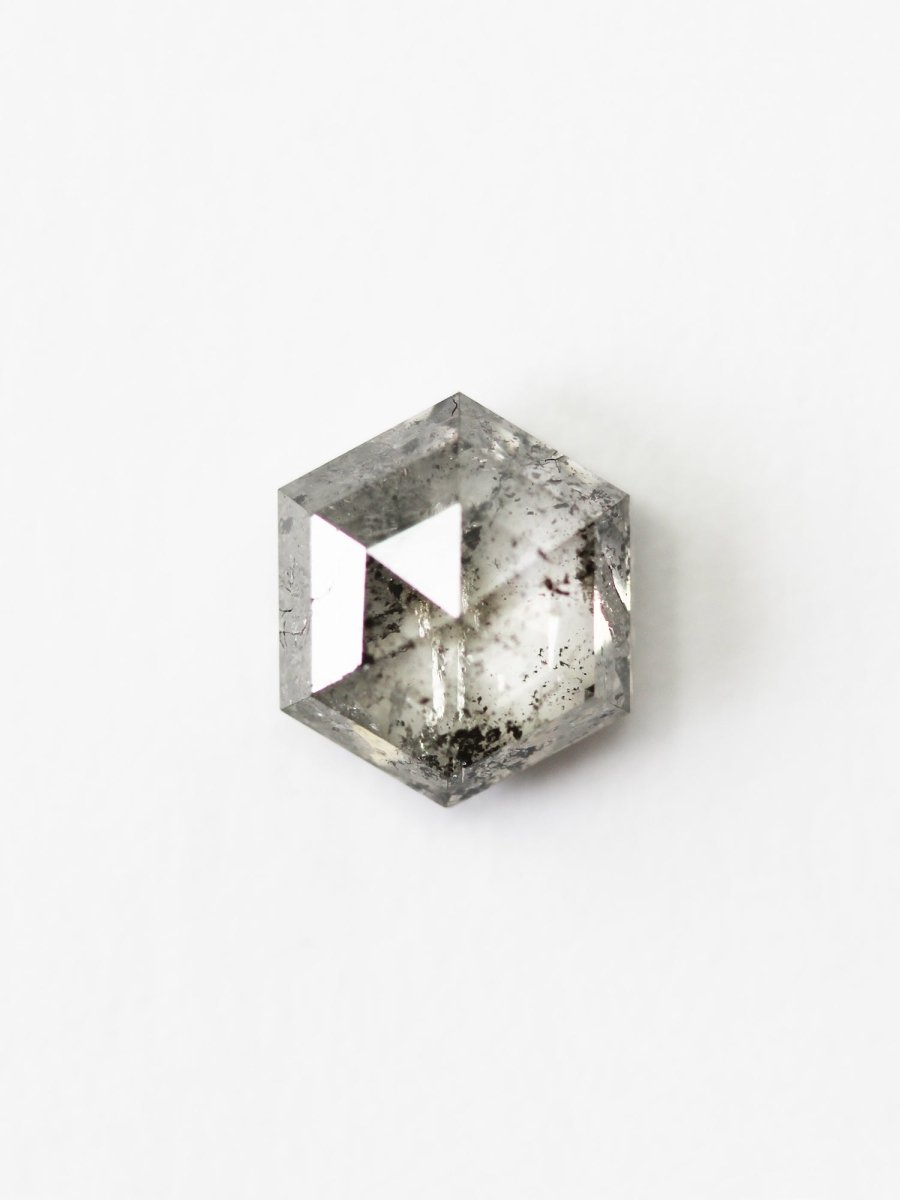 1,96 ct Salz- und Pfeffer-Sechseck-Inventar SKU SPHEX-82