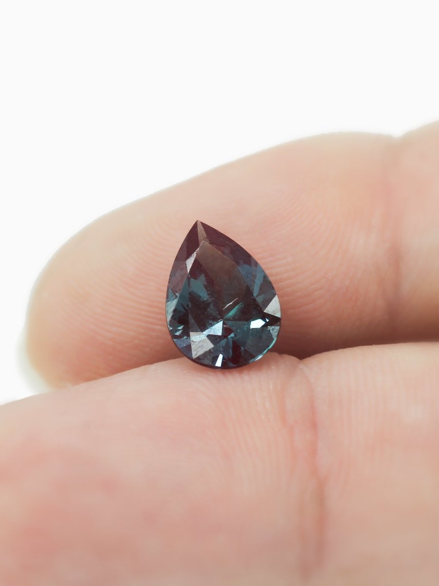 1.99CT Alexandrite Inventory SKU AXPEAR-06