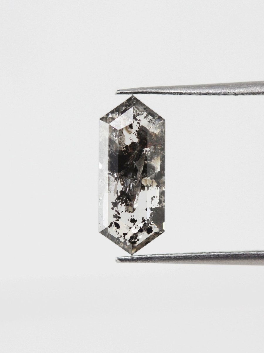2,06 CT Salz- und Pfeffer-Sechseck-Inventar SKU SPHEX-49