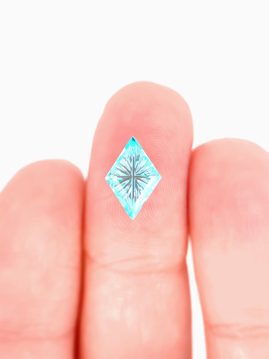 2.92CT Designer - Cut Teal Lab - Grown Sapphire Kite SKU DSAL - KITE - 05 - HIDDENSPACE