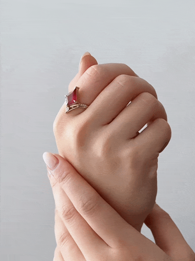 Serafina Ring (Ruby)