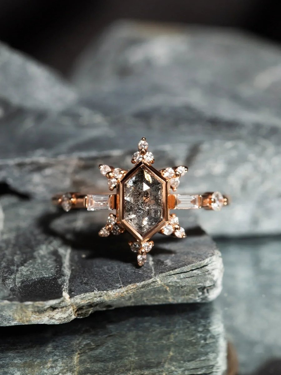 H/S Queen of Ice Ring