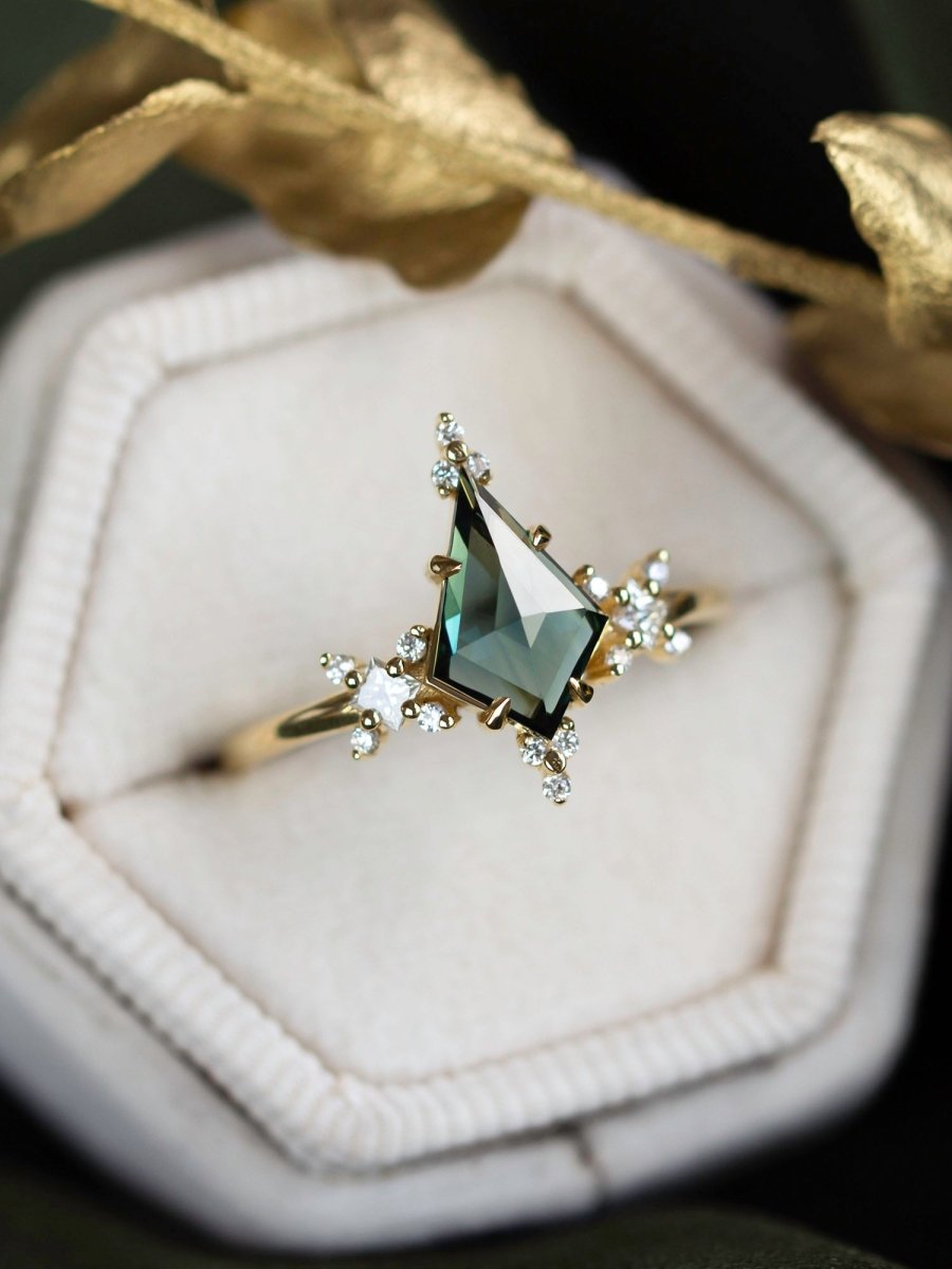 Jayden Ring (Sapphire)