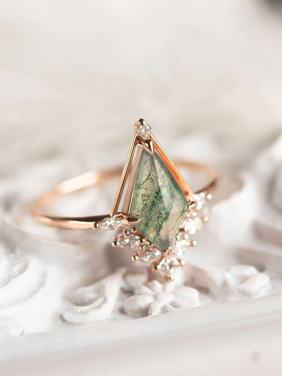 Luna Ring (Moss Agate)