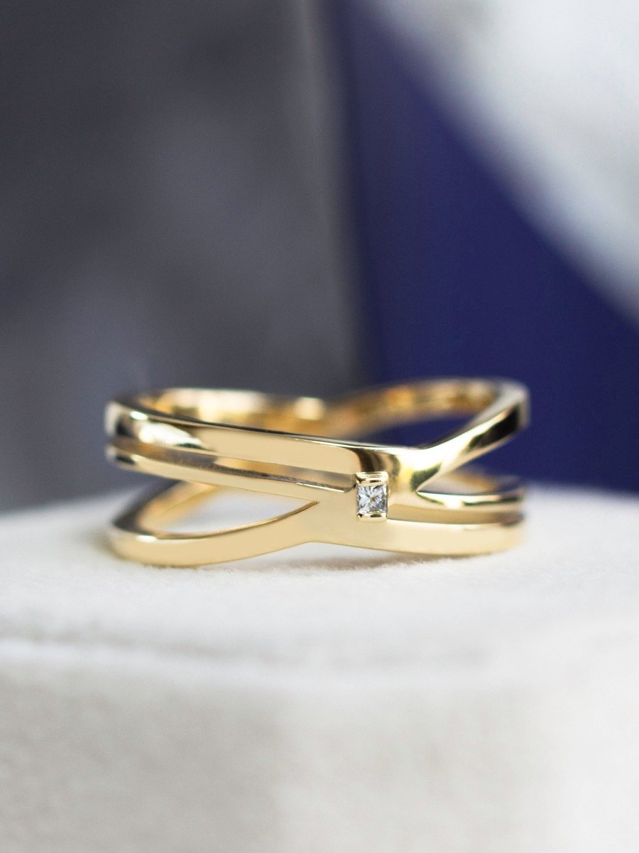 hiddenspace-jewelry-statement-rings-zoe-14k-yellow-gold-concept-1