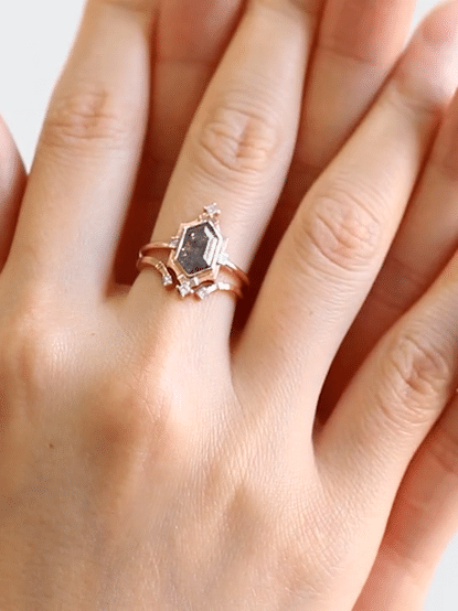 hiddenspace-engagement-rings-winslet-salt-and-pepper-diamond-14k-1