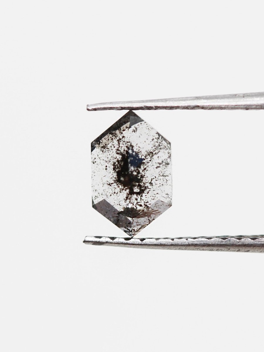 Inventaire hexagonal sel et poivre 0,66 ct SKU SPHEX-15