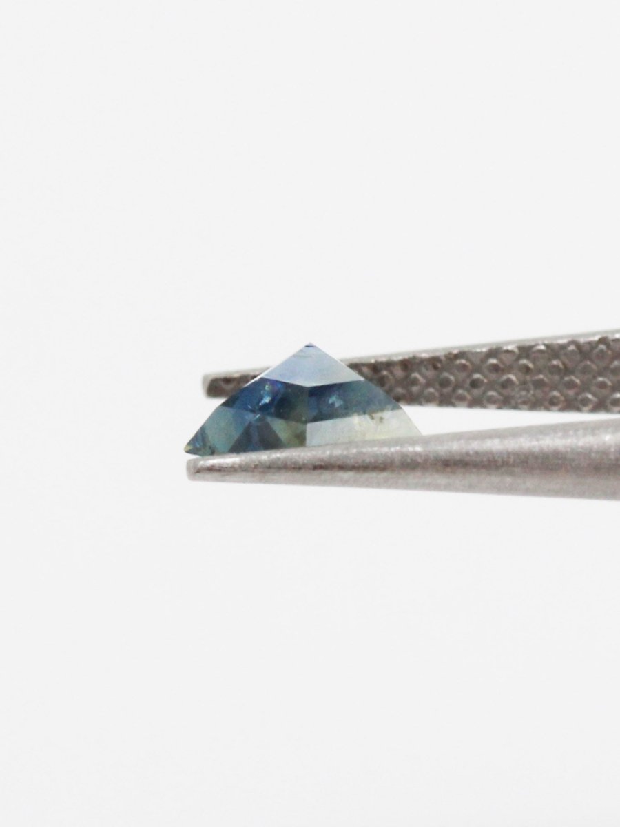 0,82 CT Saphir-Inventar SKU SAKITE-03