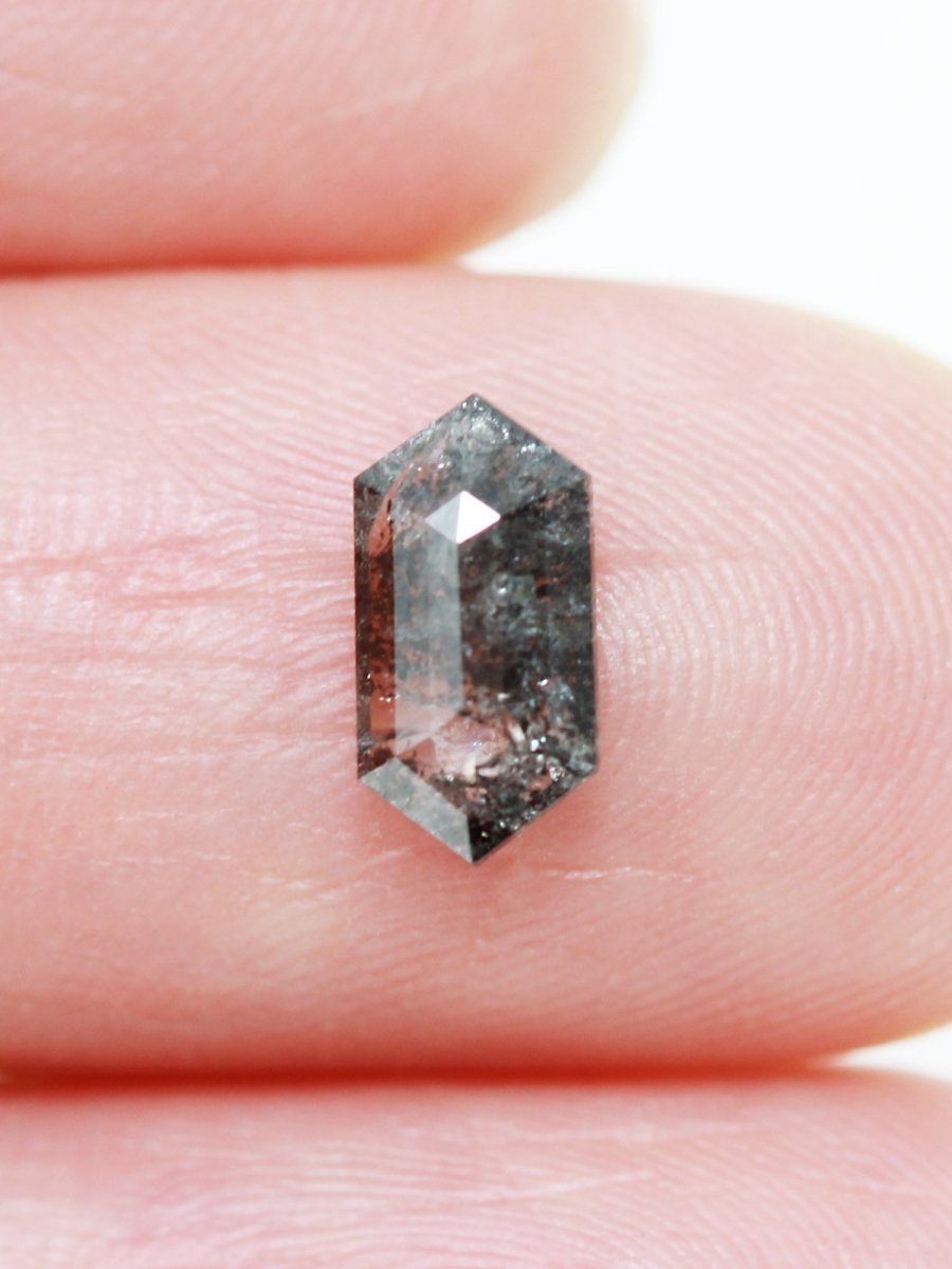 Inventaire hexagonal sel et poivre 0,90 ct SKU SPHEX-21