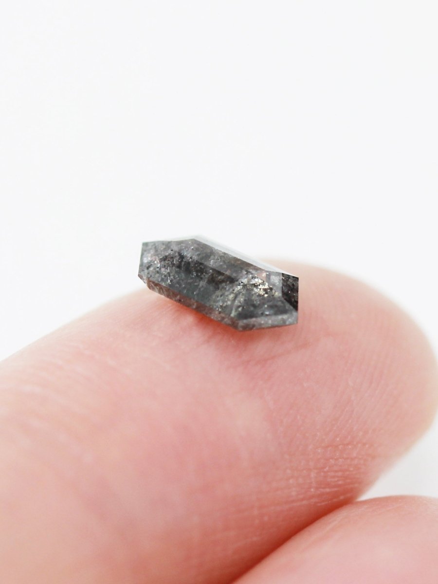 Inventaire hexagonal sel et poivre 0,90 ct SKU SPHEX-21