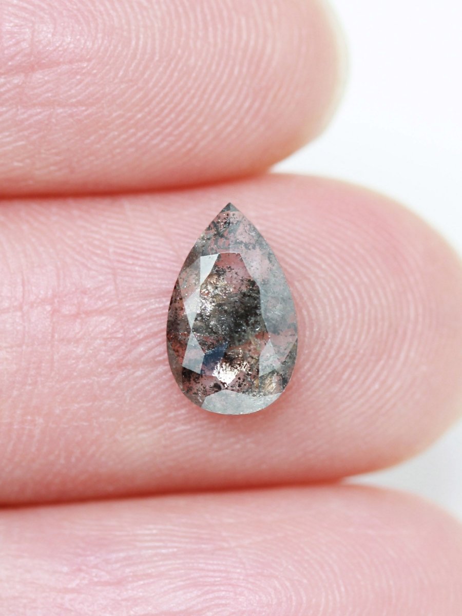 1.19CT Inventaire de poires sel et poivre SKU SPPEAR-10