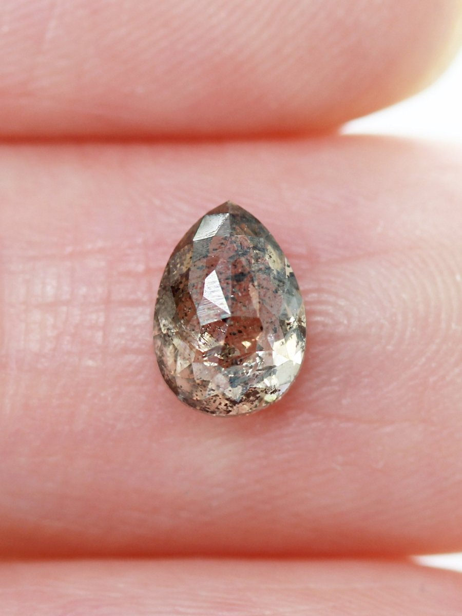 1.20CT Inventaire de poire sel et poivre SKU SPPEAR-05