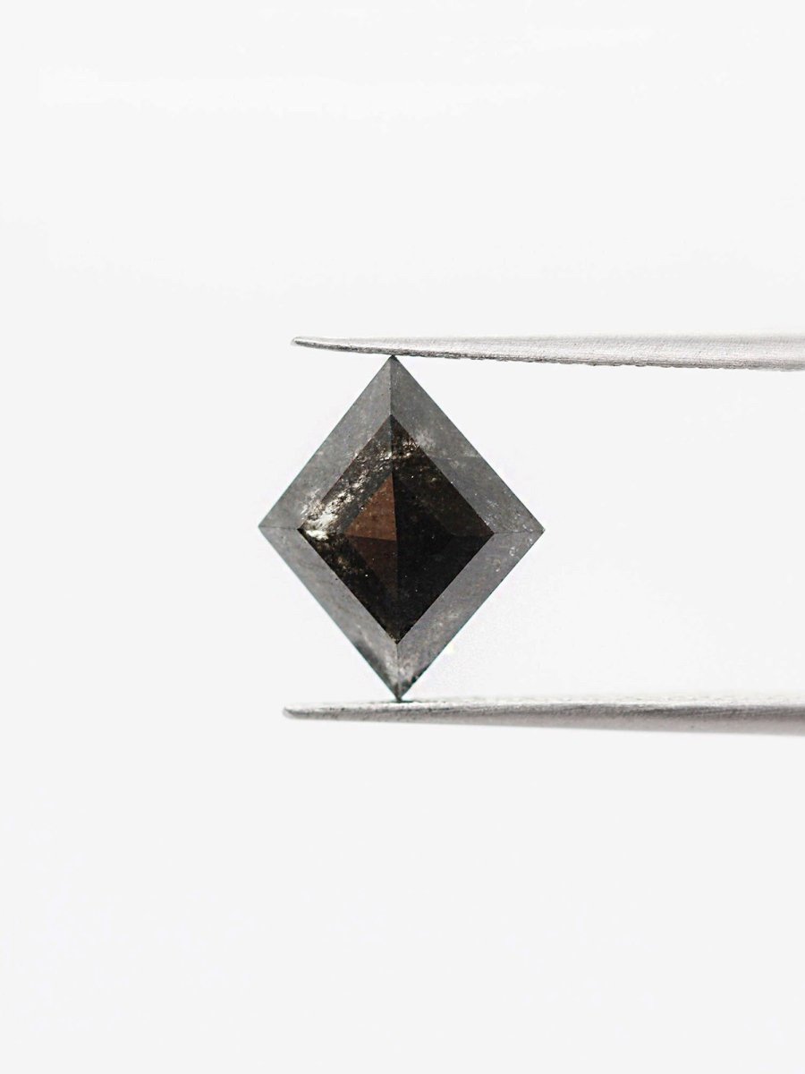 1.62CT Salt and Pepper Kite Inventory SKU SPKite-08