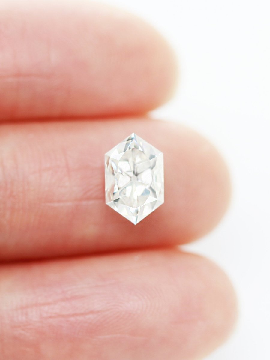 1,64 ct weißer Moissanit-Inventar, SKU MSHEX-01