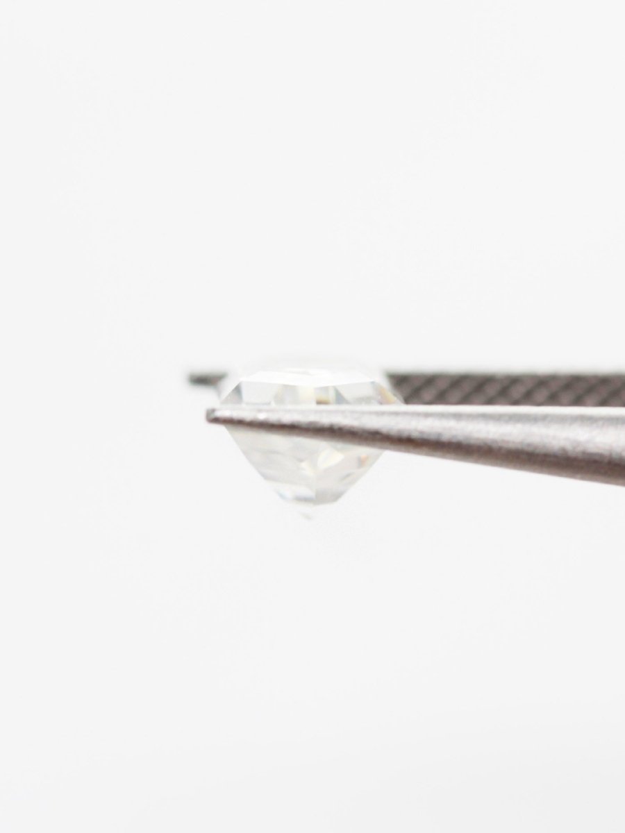 1,88 ct weißer Moissanit-Inventar, SKU MSHEX-03