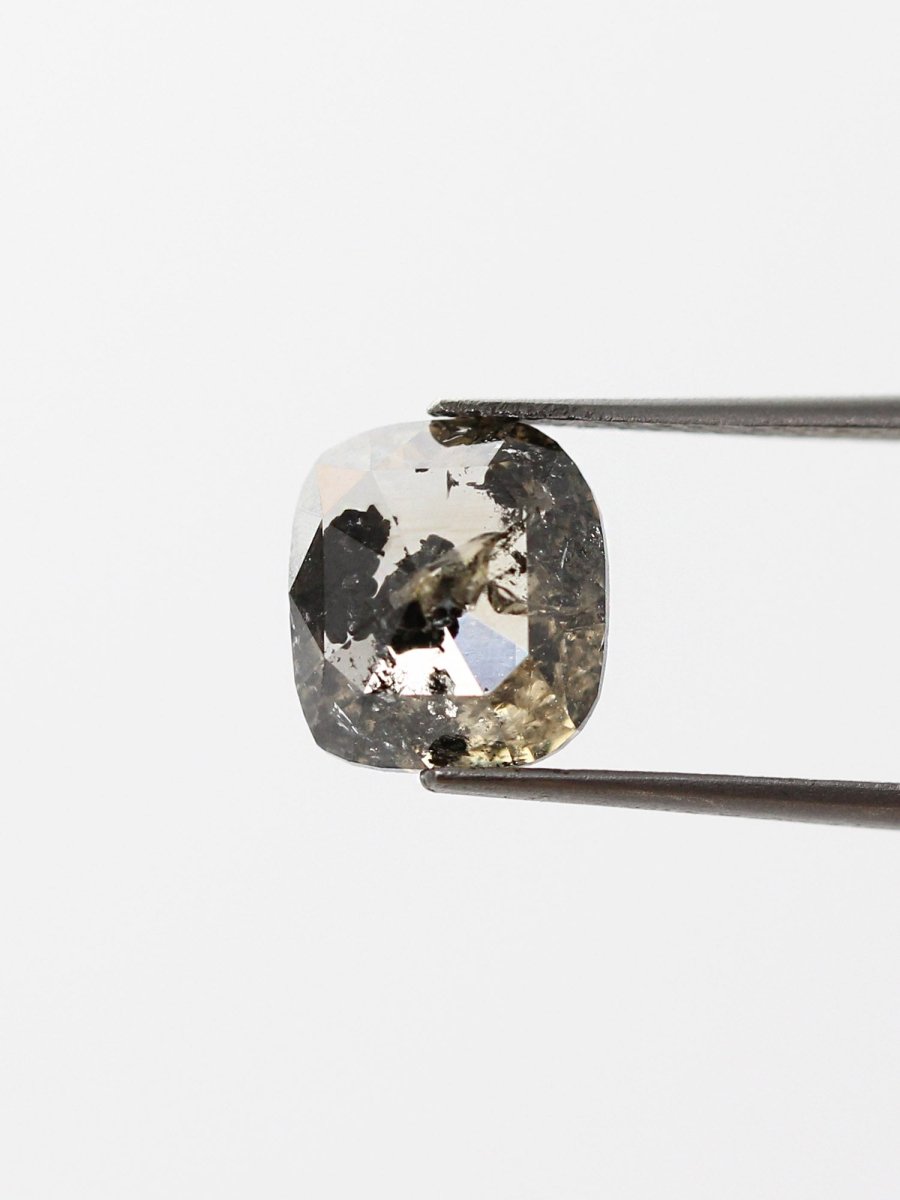 1,96 ct Salz- und Pfefferkissen-Inventar SKU SPCUSHION-06