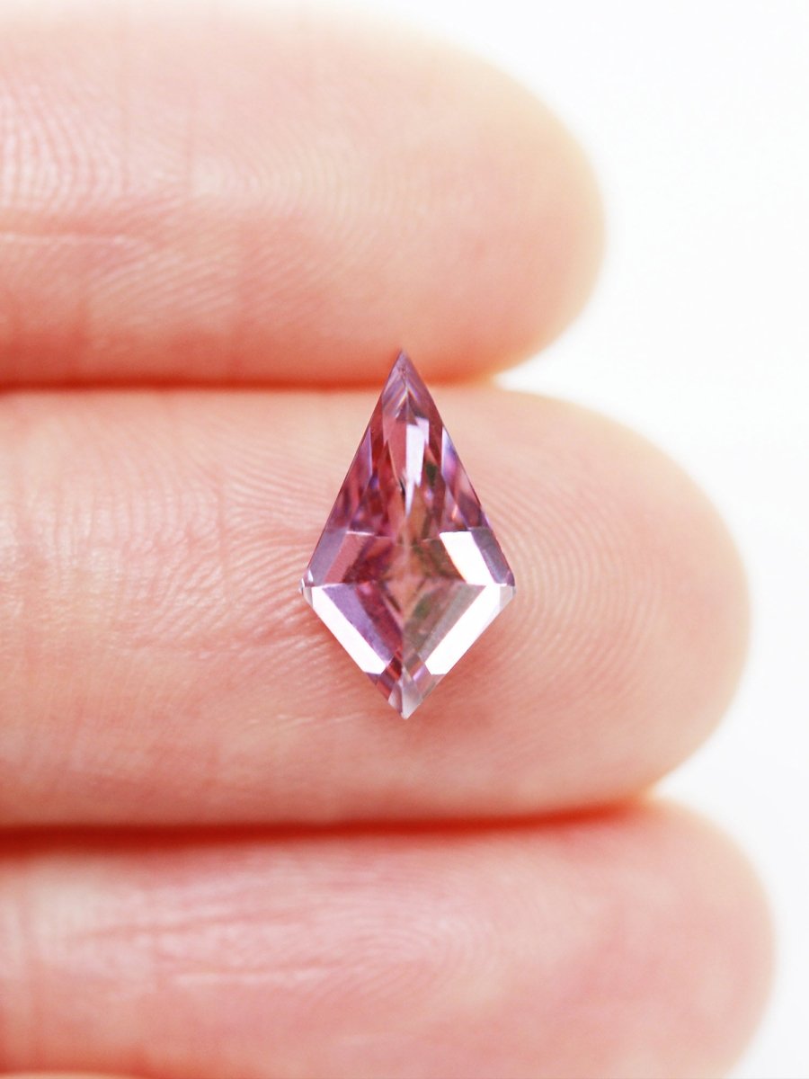 1,98 ct rosa lila Moissanit Inventar SKU MSKITE-02