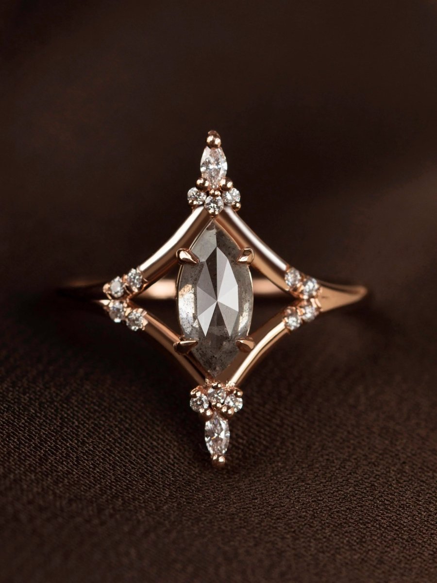 hiddenspace-engagement-rings-adah-salt-and-pepper-diamond-14k-front