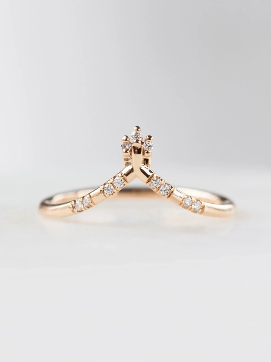 hiddenspace jewelry fine jewelry los angeles art deco design architectural fine jewelry wedding band stacking rings stackable band 14k gold ring diamond ring unique fine jewelry farrah band