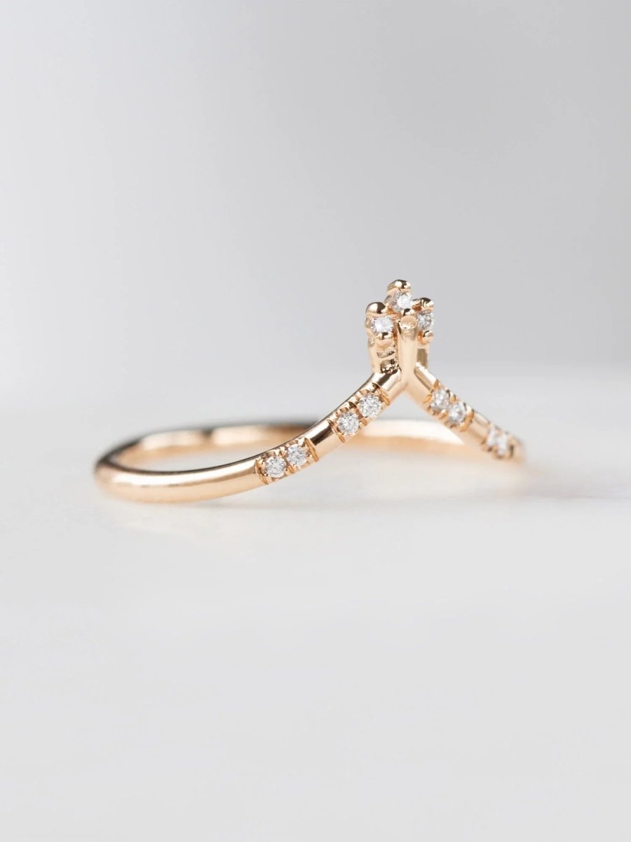 hiddenspace jewelry fine jewelry los angeles art deco design architectural fine jewelry wedding band stacking rings stackable band 14k gold ring diamond ring unique fine jewelry farrah band