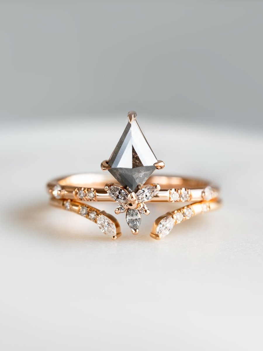 hiddenspace-engagement-ring-salt-and-pepper-diamond-proposal-faye-unique-proposal-8