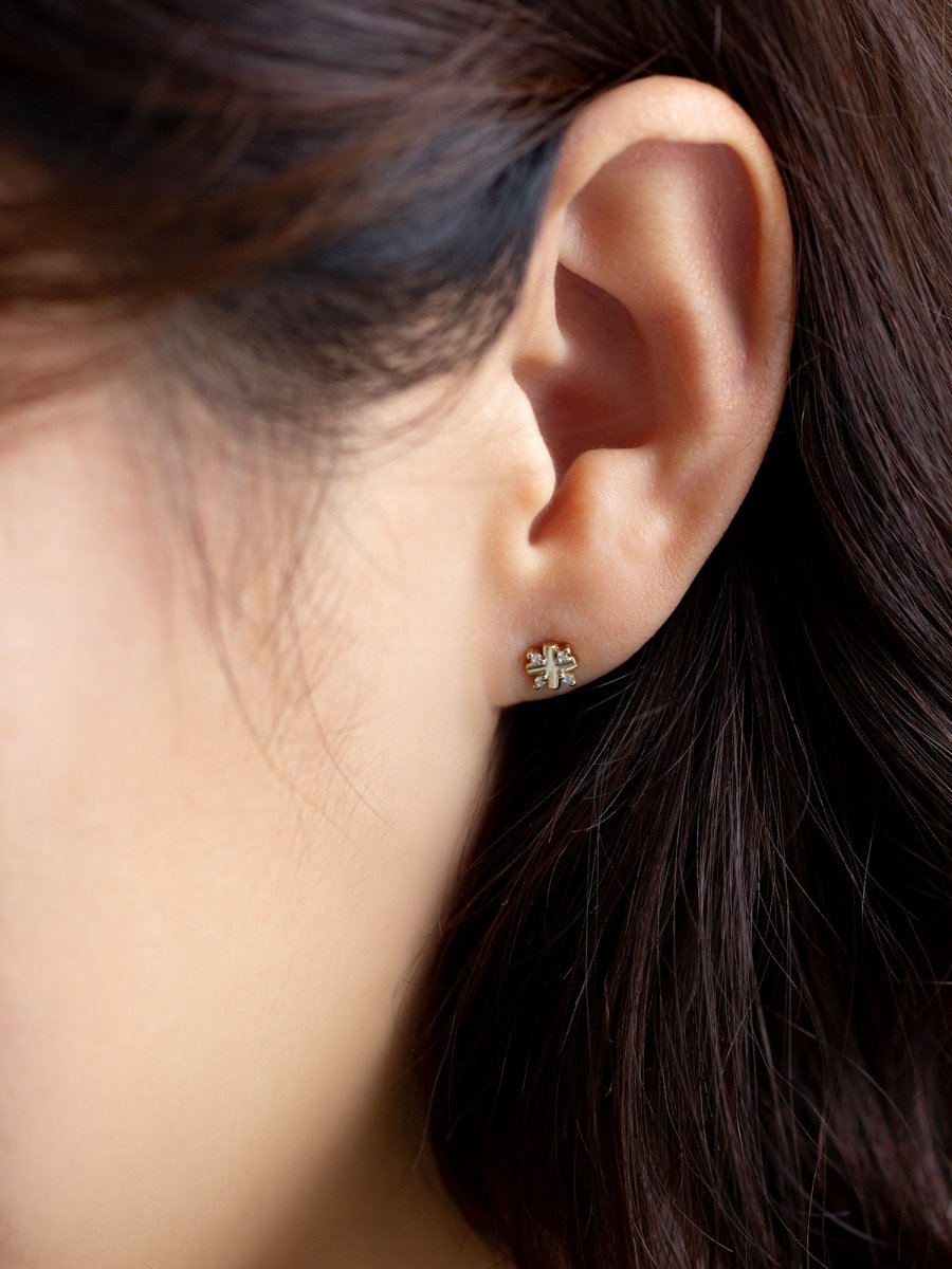 Gracie Stud (Single)