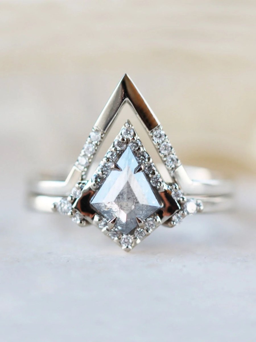 hiddenspace jewelry fine jewelry los angeles art deco design architectural fine jewelry wedding band stacking rings stackable band 14k gold ring diamond ring unique fine jewelry KITE HALO BAND