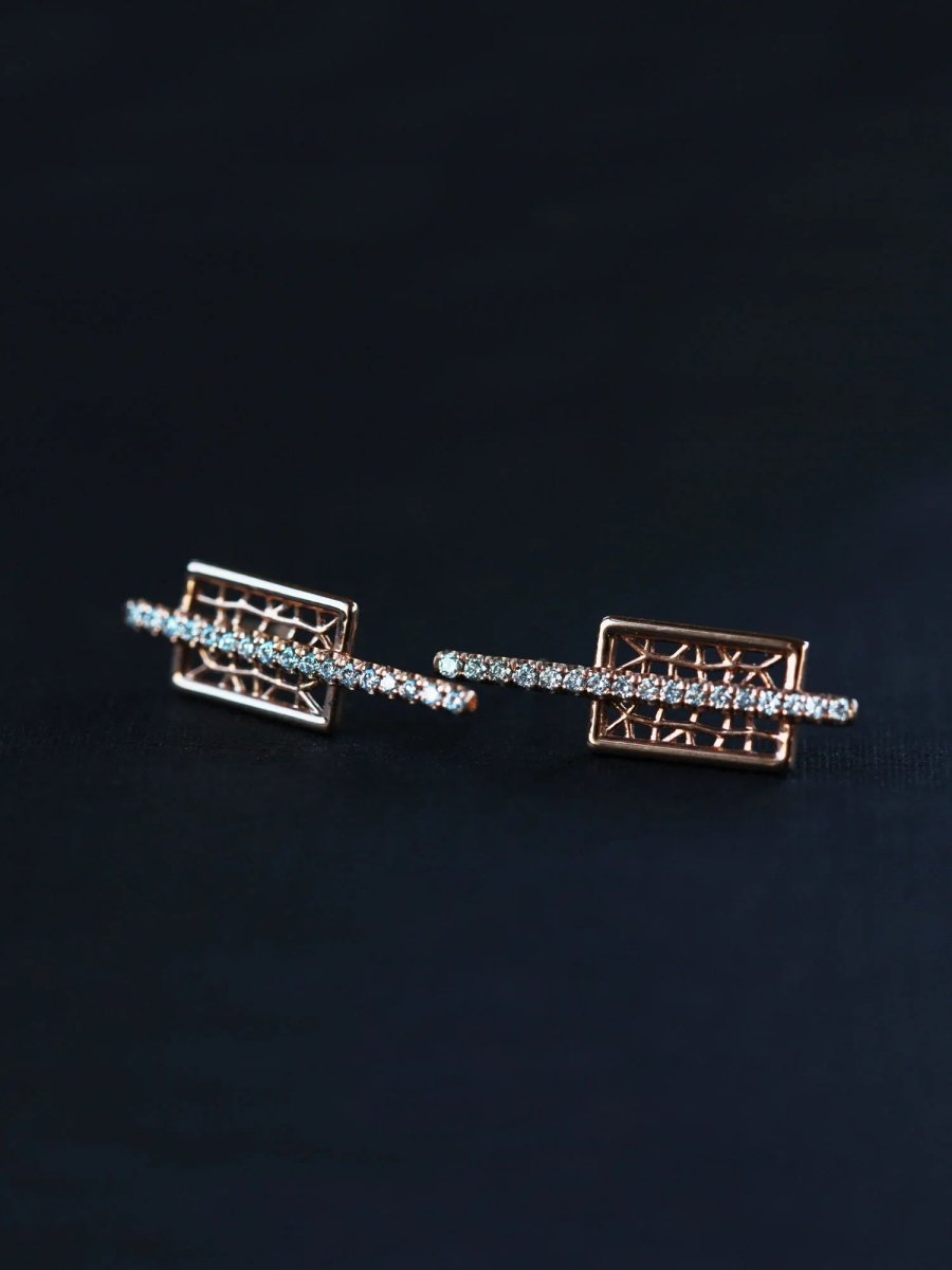 Line Rectangle Earring - HIDDENSPACE