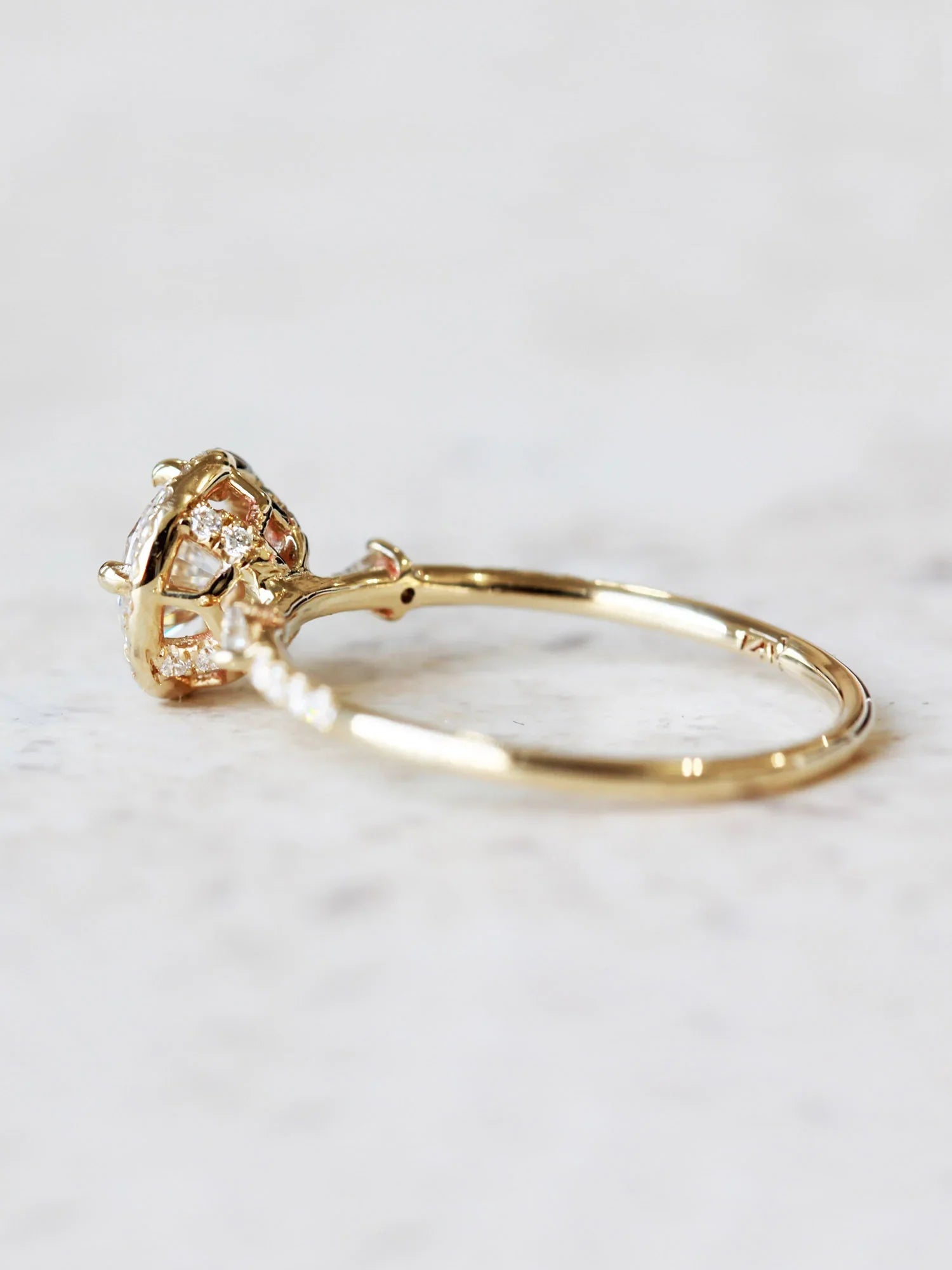hiddenspace-engagement-rings-serein-moissanite-14k-back
