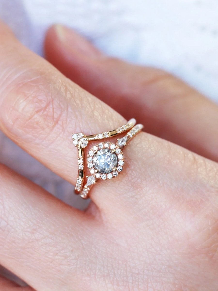 hiddenspace-engagement-rings-serein-salt-and-pepper-diamond-14k-hand_1