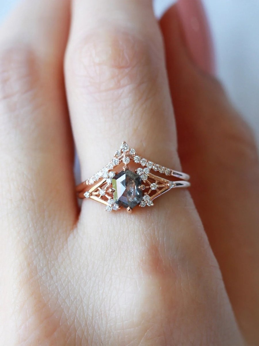 hiddenspace jewelry fine jewelry los angeles art deco design architectural fine jewelry wedding band stacking rings stackable band 14k gold ring diamond ring unique fine jewelry STAR BAND