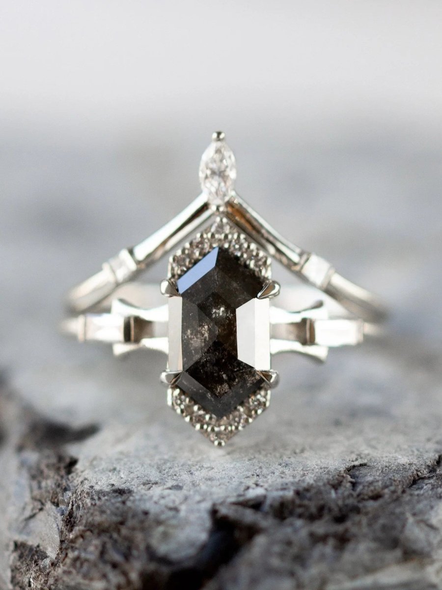 hiddenspace jewelry fine jewelry los angeles art deco design architectural fine jewelry wedding band stacking rings stackable band 14k gold ring diamond ring unique fine jewelry TARA BAND