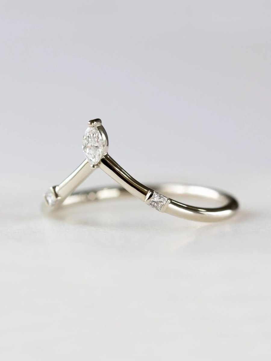 hiddenspace jewelry fine jewelry los angeles art deco design architectural fine jewelry wedding band stacking rings stackable band 14k gold ring diamond ring unique fine jewelry TARA BAND