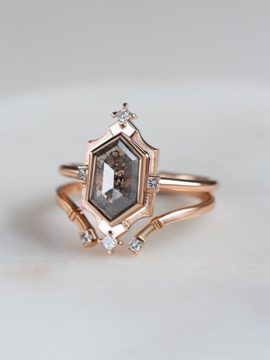hiddenspace-engagement-rings-winslet-salt-and-pepper-diamond-14k-left-with-bnad