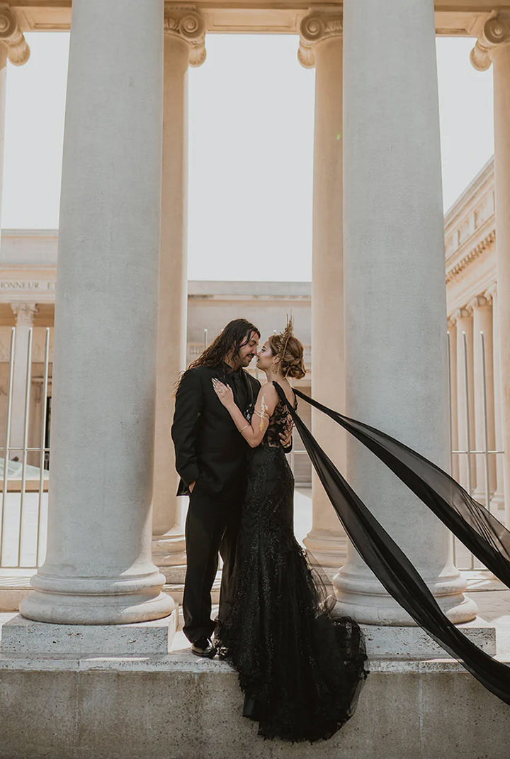 Tying the Knot #3: The Most Unconventionally-Elegant Black Wedding