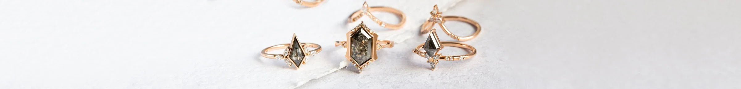 Salt & Pepper Diamond Rings - HIDDENSPACE
