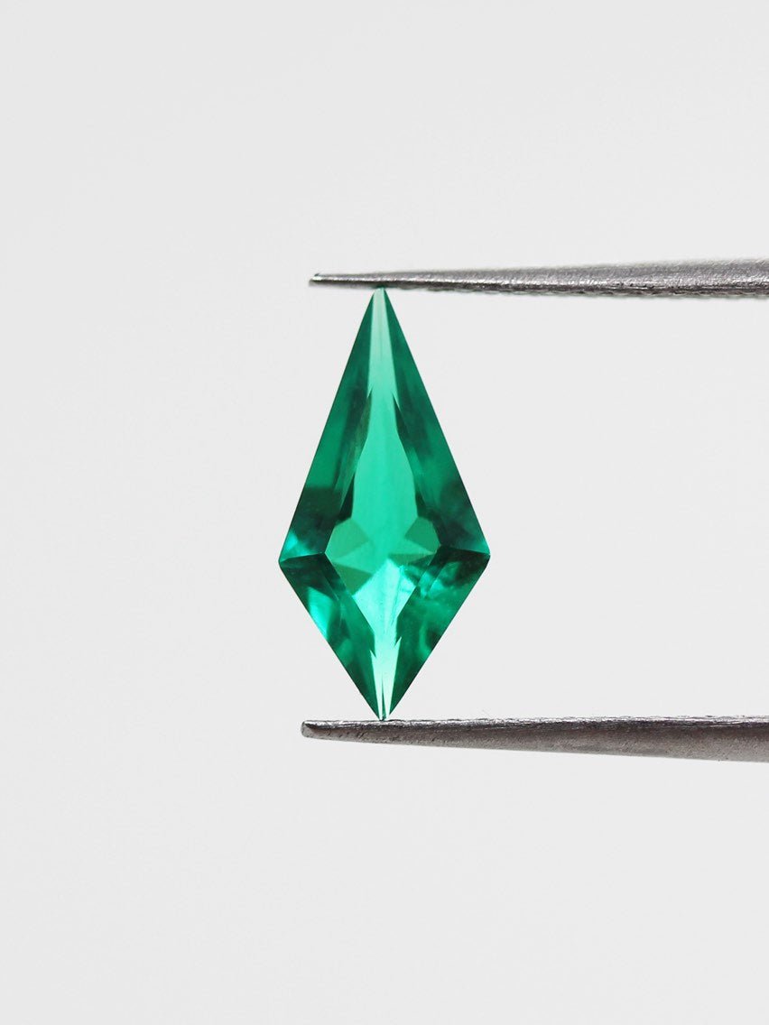0.90CT Emerald Kite Inventory SKU EMKITEL-07