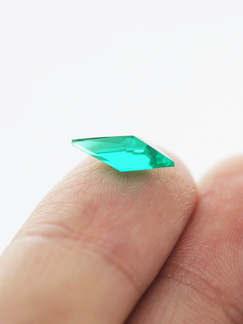 0.90CT Emerald Kite Inventory SKU EMKITEL-07
